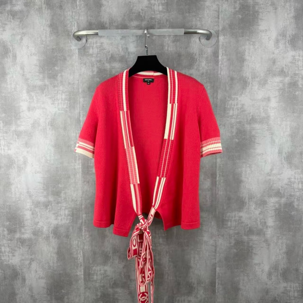 🚩steal authentic CHANEL Red and White Cardigan Sweater